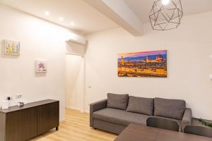 Charming & Modern Apartment near Santo Spirito