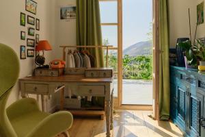 Elegant Lucici House with valley and sea view