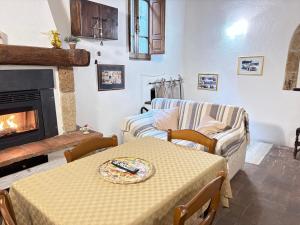 Superior One-Bedroom Apartment - Vicolo San Martino 21