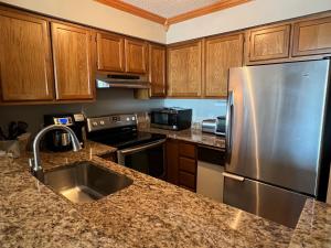 Snowcrest Condo Walking Distance to Slopes