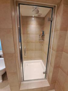 Charming Town Centre 2 Bed House