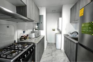 Sofa Bed Stay Rooftop Pool Gym, Avenida Balboa Next to Hilton