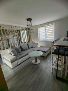 Kuća za odmor JELENA