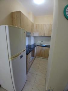 Giorgios apartmant on the sea