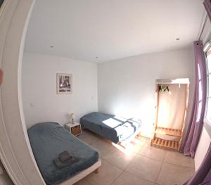 Appartements Residence Angela a 7 minutes a pieds du Palais, plage... : Appartement avec Balcon