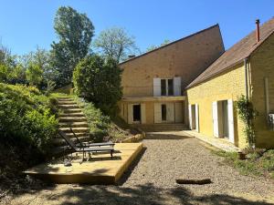 Maisons de vacances BEYTAN AL COUDER Stylish architect house with AC and private pool, village center, golf course and Dordogne river at easy walk : photos des chambres