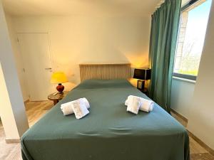 Maisons de vacances BEYTAN AL COUDER Stylish architect house with AC and private pool, village center, golf course and Dordogne river at easy walk : photos des chambres