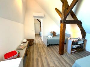 Maisons de vacances BEYTAN AL COUDER Stylish architect house with AC and private pool, village center, golf course and Dordogne river at easy walk : photos des chambres