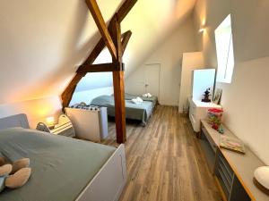 Maisons de vacances BEYTAN AL COUDER Stylish architect house with AC and private pool, village center, golf course and Dordogne river at easy walk : photos des chambres