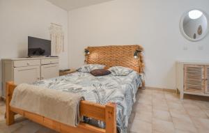 Appartements Awesome Apartment In Sarrola Carcopino : photos des chambres