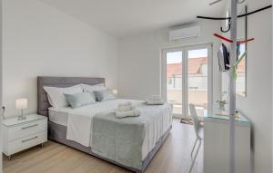 Nice Apartment In Trogir With Wifi