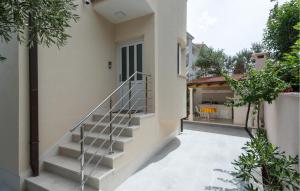 1 Bedroom Stunning Apartment In Trogir