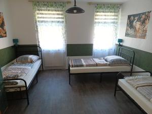 "PHÖNIX" mit Garten, bis 8 Personen, 1A Lage!