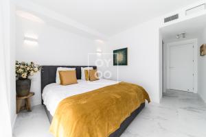 Infinity Blue Luxury Flat by OYOOSTAYS