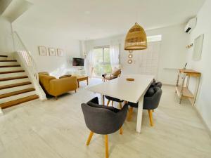 Duplex 3 Chambres Proche Gare Clim, WIFI, parking