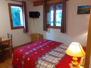 Grand studio 2 pièces 4 personnes linge de lit inclus sans vis à vis