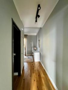 Cozy Renovated Comfort Apartment in Isola