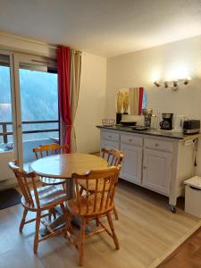 Appartements Appartement calme et apaisant : photos des chambres