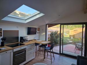 Maisonette private garden