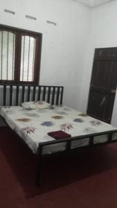 EECS Tourist Guest Home