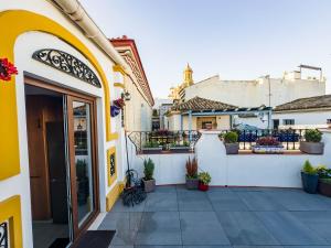 5-Bedroom Gem in the Heart of Seville