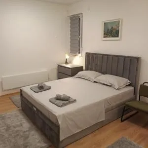 Sarina Garsonjera - Vrbica