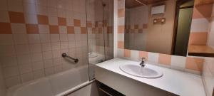 Appartements Residence Zodiac - Studio pour 4 Personnes 324 : photos des chambres