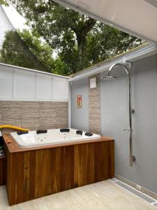 High-standard condominium, seafront!