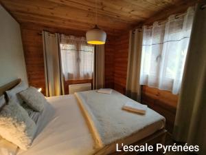 Chalets Vue imprenable et jacuzzi 4 Etoiles : photos des chambres
