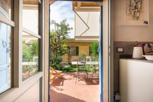 La casa nel castello e il giardino segreto