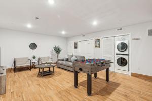 Stay at Luna on 800 Callowhill