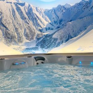 Courchevel Room avec jacuzzi et sauna privatif - Ubytování bez kategorie ve městě Annemasse
