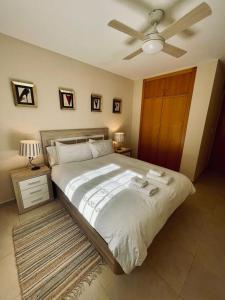 Modern 2 bedroom apartment 5mins from golf course