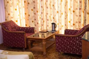 Hotel Satkar Residency - Riverside Old Manali