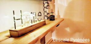 Chalets Vue imprenable et jacuzzi 4 Etoiles : photos des chambres