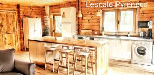 Chalets Vue imprenable et jacuzzi 4 Etoiles : photos des chambres