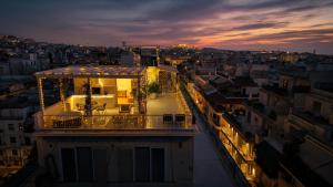 Rooftops of Athens - Areos Studio Jacuzzi & View