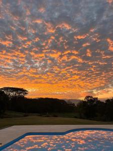 Disponible 4 enero 2026 hasta reyes-PASEOS GRANDES!!!-14 PAX-Hacienda Manantiales Paraíso Natural