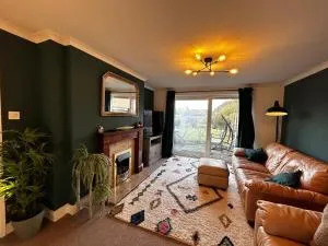 Large Cosy Home in Sutton Bonnington - Long Whatton