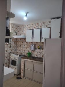 Apto térreo em Ubatuba, a 50 metros do mar