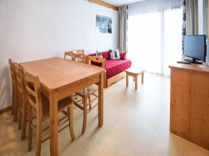 Apartment Termignon 50m from Ski Lift