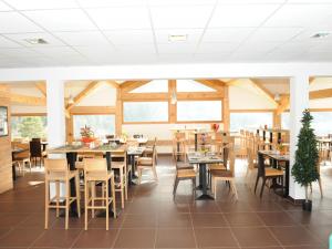 Appartements Apartment in 3 Vallees with Pool & Sauna : photos des chambres