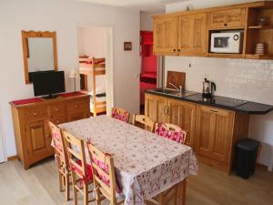 Apartment for 8 people with 3 rooms