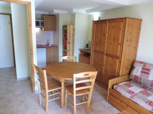 Apartment in Termignon with Ski-In Ski-Out