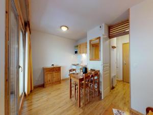 Apartment in Chamrousse with balcony