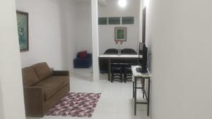 Studio 4 pessoas