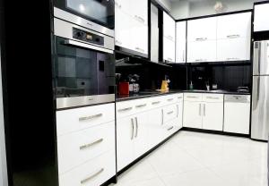 Βeachfront Luxury Apartments SARANDE
