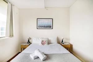 Bright & Spacious Apartment with Private Balcony