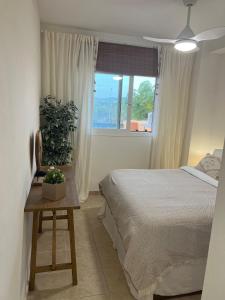 Stylish Costa del Sol Golfer & Family Escape