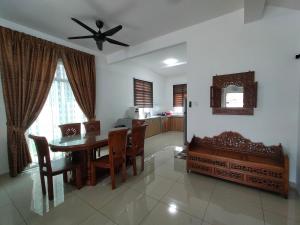 MeRiz Islamic Homestay, Bukit Beruntung